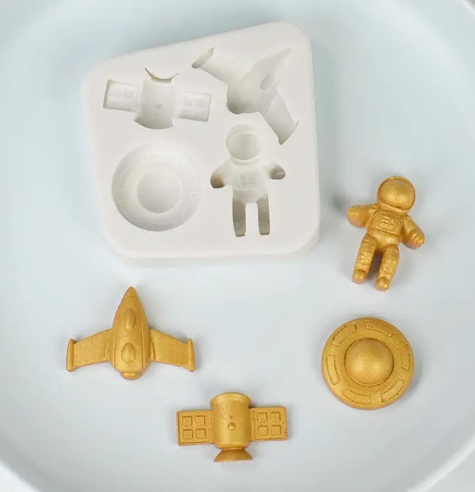 Space Set Mold